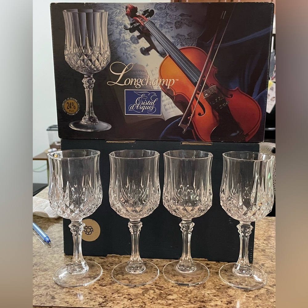 Cristal d’Arques Longchamp White Wine Glasses - set of 4. Excellent Condition!